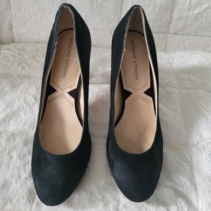 Adrienne Vittadini pump heels  Black shoes suede size 8M slide-in
